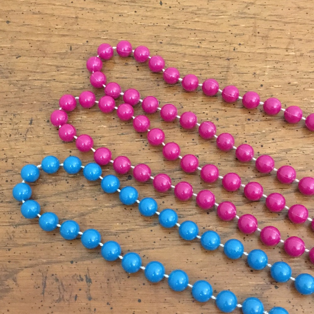 Vintage costume jewelry necklaces!